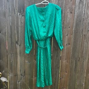 Vintage Lauren Alexandra Vintage Silk Dress green Zebra
Stripe , 100% Silk